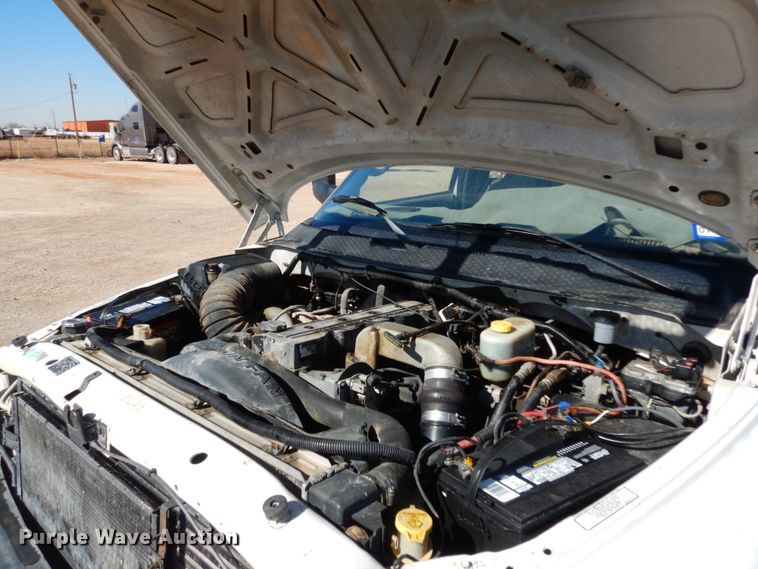 image for item DJ8208 2001 Dodge Ram 3500  winch truck