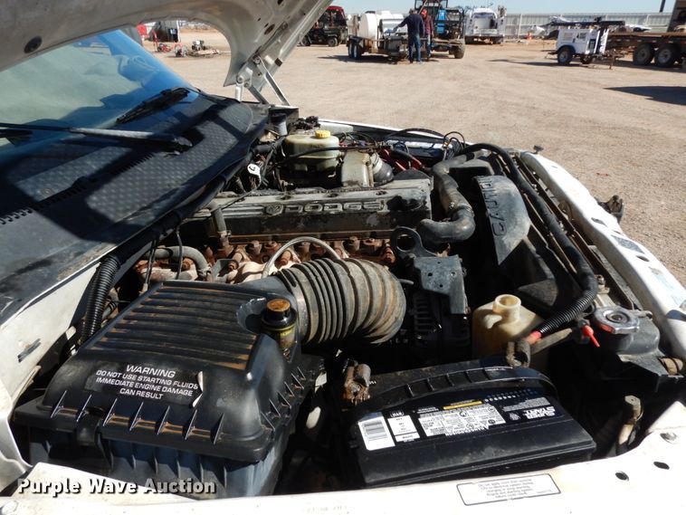 image for item DJ8208 2001 Dodge Ram 3500  winch truck