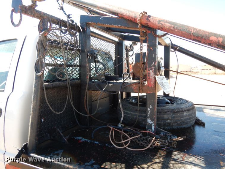 image for item DJ8208 2001 Dodge Ram 3500  winch truck