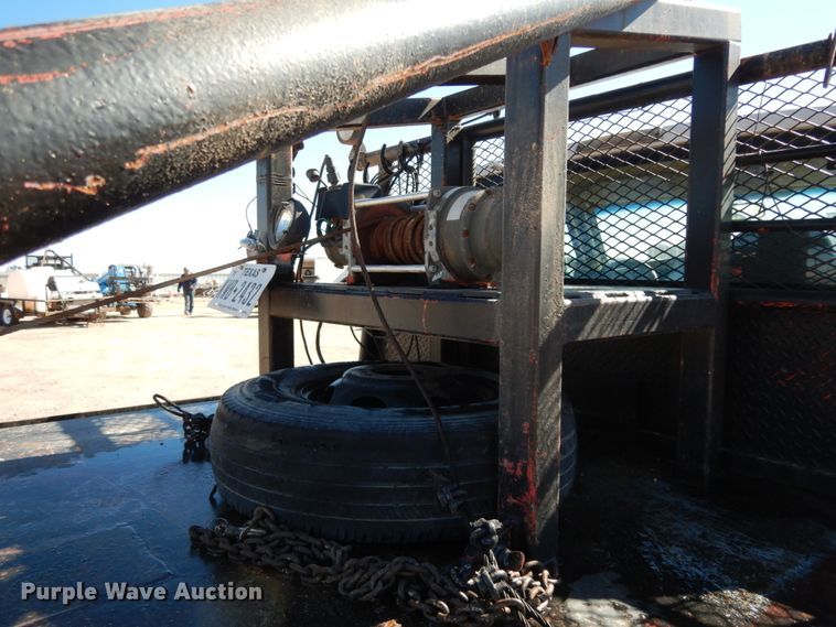 image for item DJ8208 2001 Dodge Ram 3500  winch truck