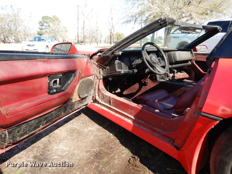 image for item DJ8227 1985 Chevrolet Corvette