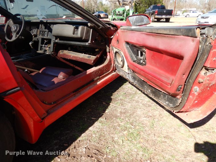 image for item DJ8227 1985 Chevrolet Corvette