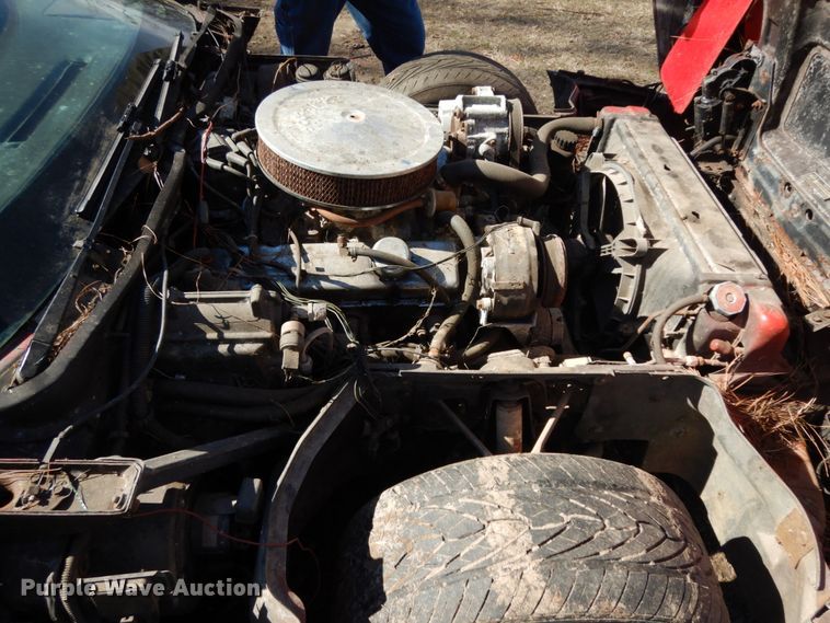 image for item DJ8227 1985 Chevrolet Corvette