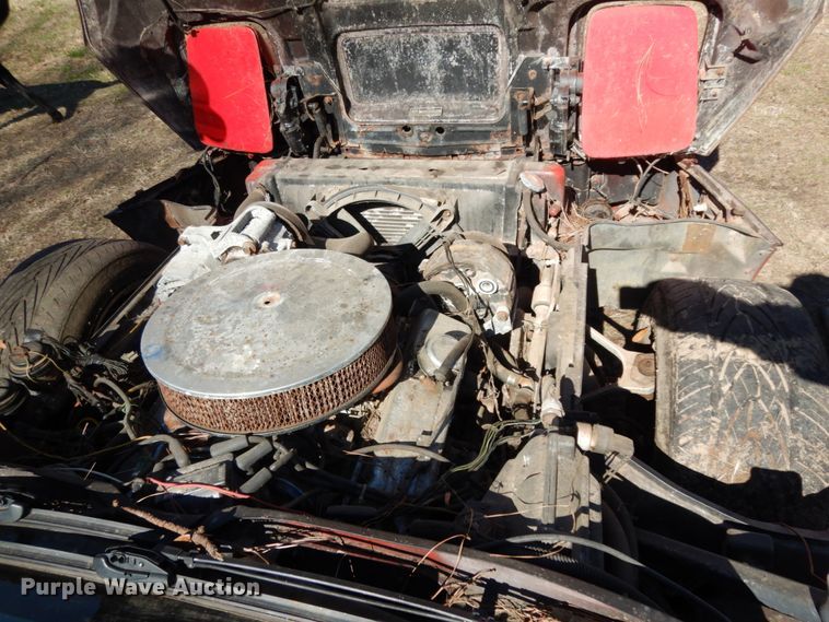 image for item DJ8227 1985 Chevrolet Corvette