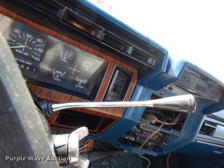 image for item DJ8228 1984 Ford Bronco  SUV