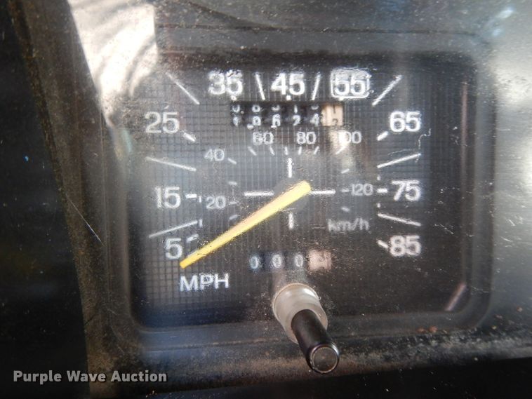 image for item DJ8228 1984 Ford Bronco  SUV