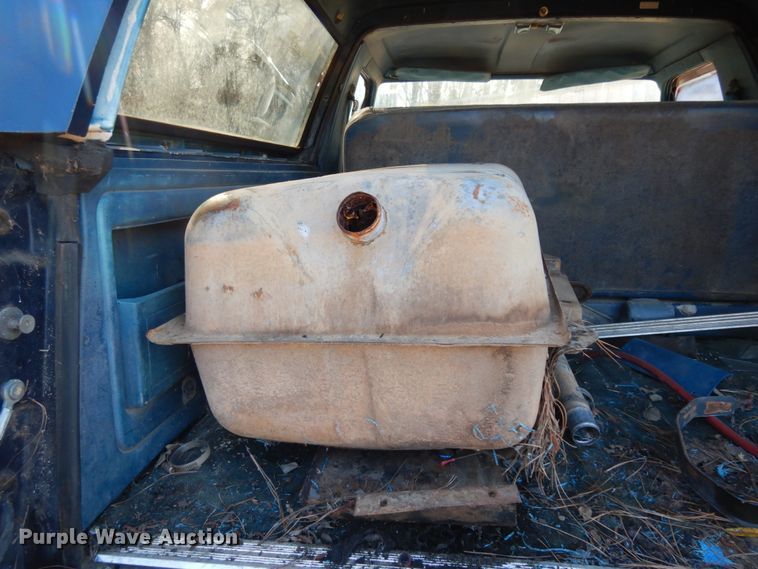 image for item DJ8228 1984 Ford Bronco  SUV