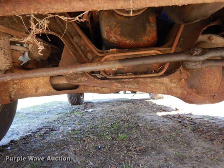 image for item DJ8228 1984 Ford Bronco  SUV