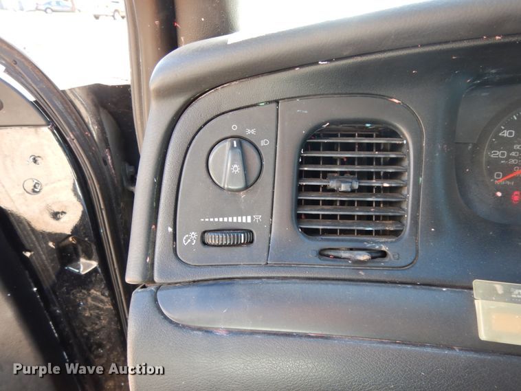 image for item DJ8230 2008 Ford Crown Victoria Police Interceptor