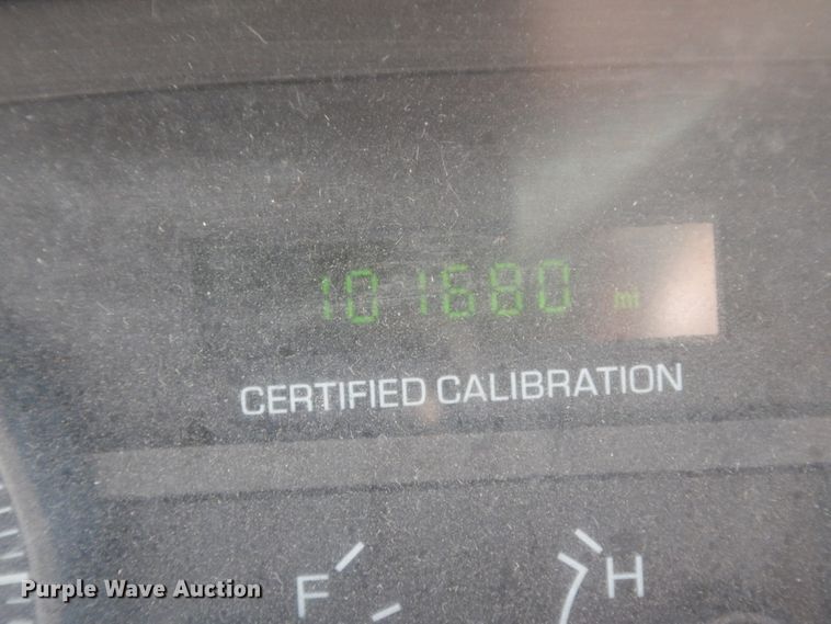 image for item DJ8230 2008 Ford Crown Victoria Police Interceptor