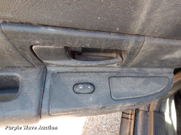 image for item DJ8230 2008 Ford Crown Victoria Police Interceptor