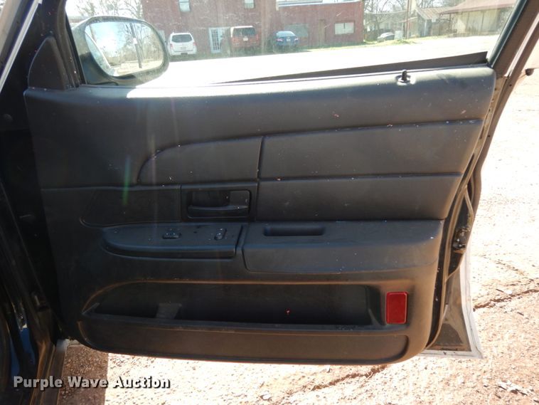 image for item DJ8230 2008 Ford Crown Victoria Police Interceptor