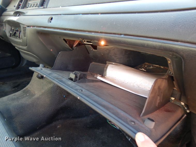 image for item DJ8230 2008 Ford Crown Victoria Police Interceptor