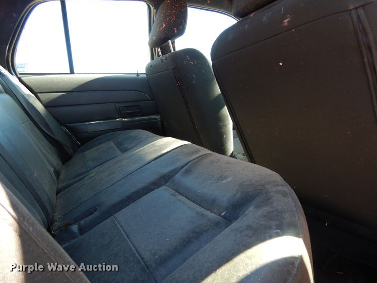 image for item DJ8230 2008 Ford Crown Victoria Police Interceptor