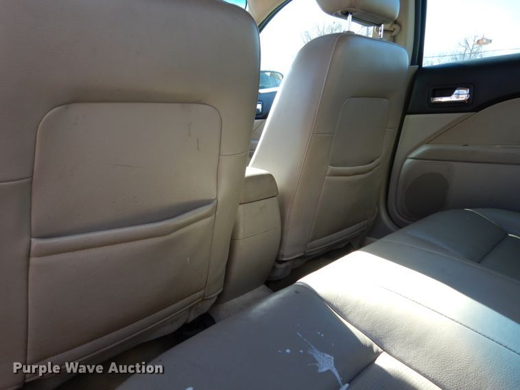 image for item DJ8231 2006 Ford Fusion