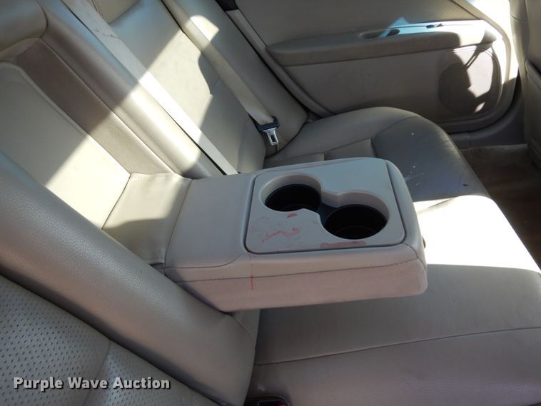 image for item DJ8231 2006 Ford Fusion