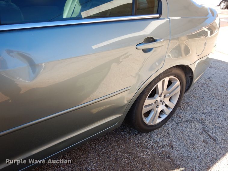 image for item DJ8231 2006 Ford Fusion