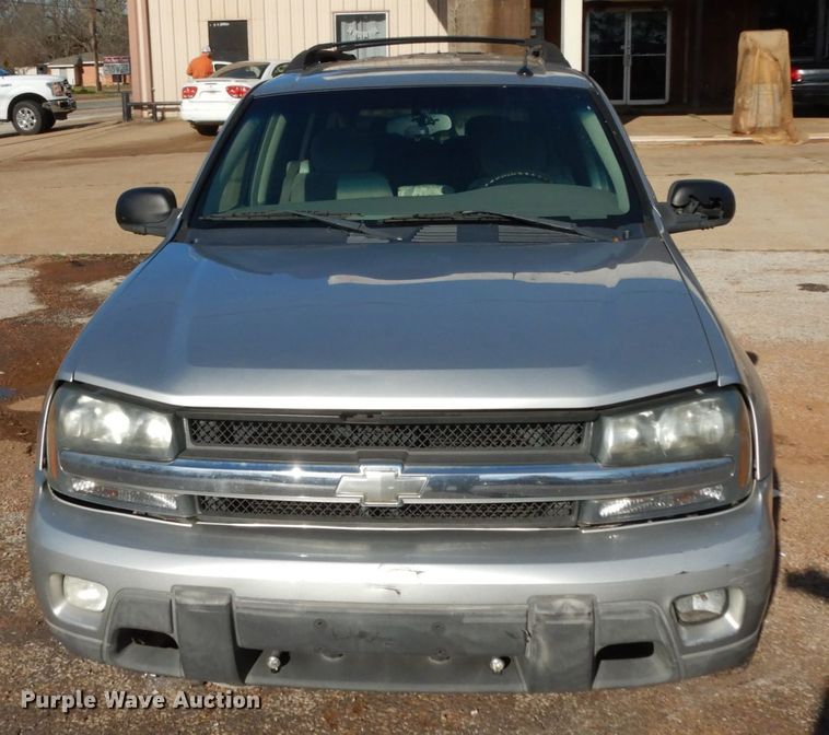 image for item DJ8232 2005 Chevrolet TrailBlazer  SUV