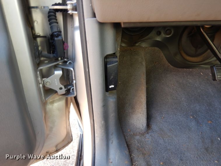 image for item DJ8232 2005 Chevrolet TrailBlazer  SUV