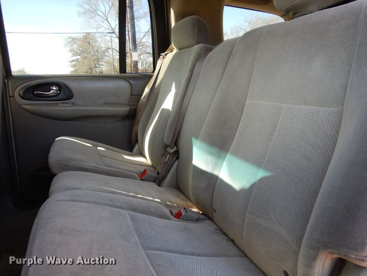 image for item DJ8232 2005 Chevrolet TrailBlazer  SUV