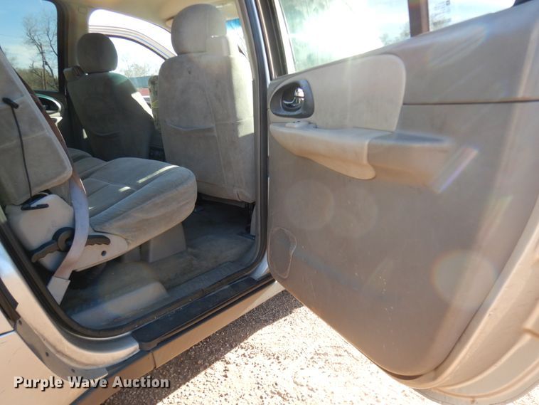 image for item DJ8232 2005 Chevrolet TrailBlazer  SUV