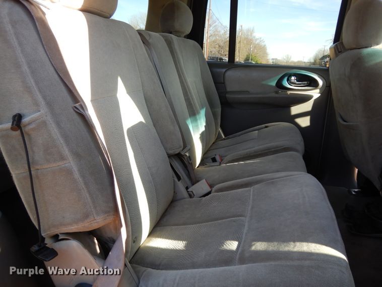 image for item DJ8232 2005 Chevrolet TrailBlazer  SUV