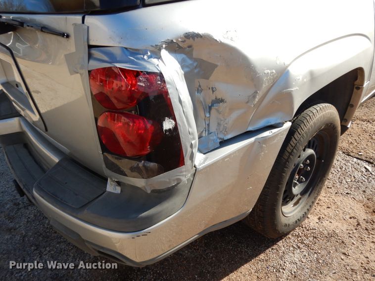 image for item DJ8232 2005 Chevrolet TrailBlazer  SUV