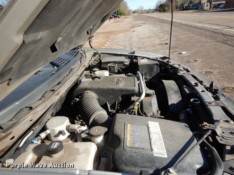 image for item DJ8232 2005 Chevrolet TrailBlazer  SUV