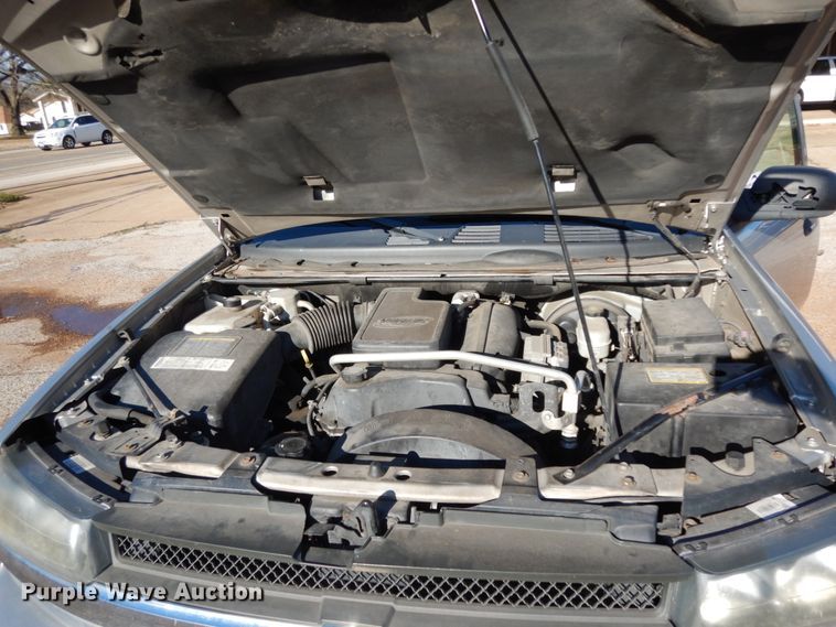 image for item DJ8232 2005 Chevrolet TrailBlazer  SUV