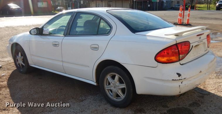 image for item DJ8233 2004 Oldsmobile Alero