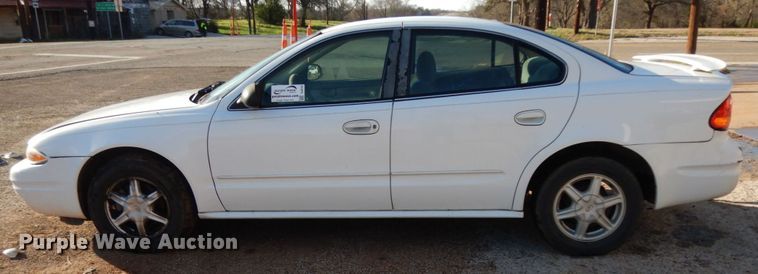 image for item DJ8233 2004 Oldsmobile Alero