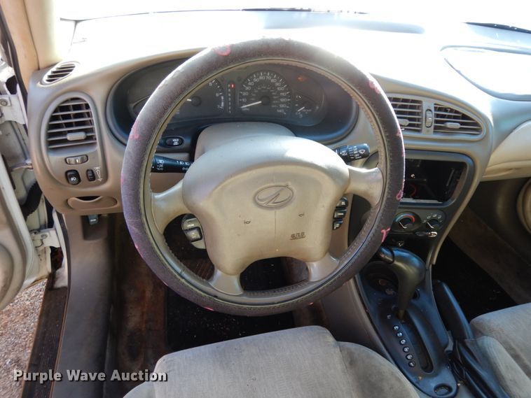 image for item DJ8233 2004 Oldsmobile Alero