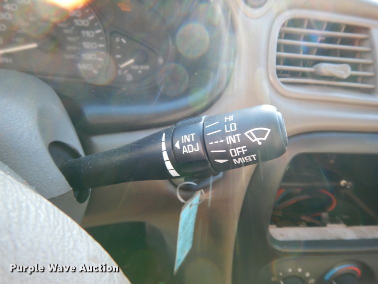 image for item DJ8233 2004 Oldsmobile Alero