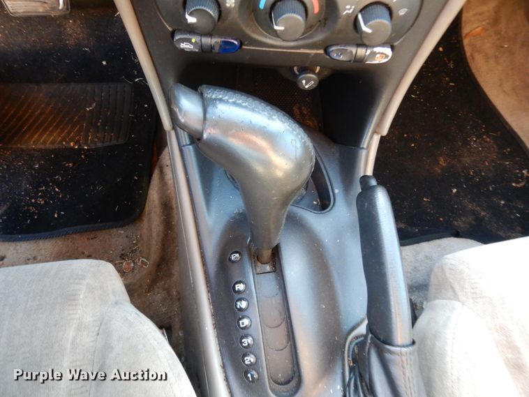 image for item DJ8233 2004 Oldsmobile Alero