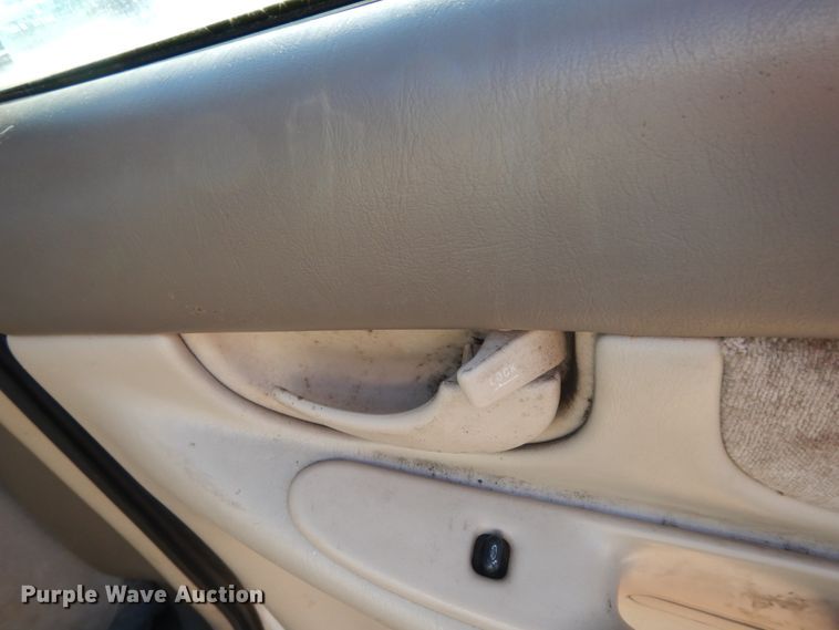 image for item DJ8233 2004 Oldsmobile Alero