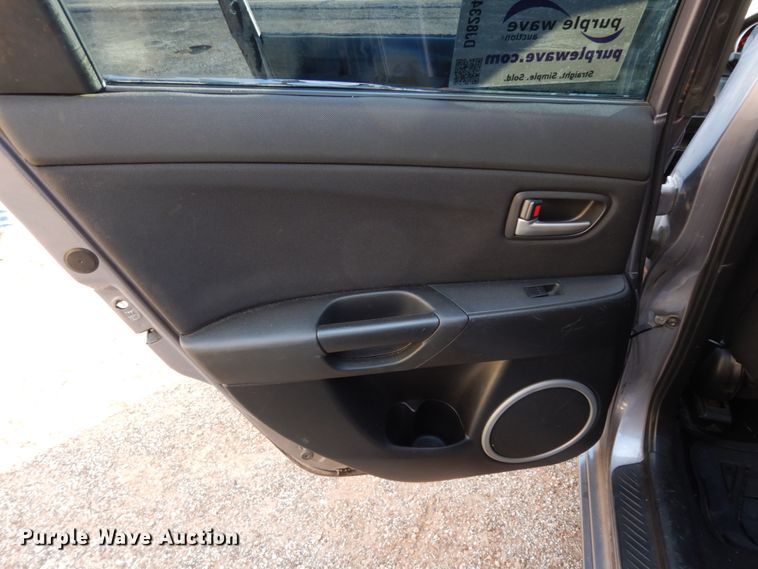 image for item DJ8234 2005 Mazda Mazda 3