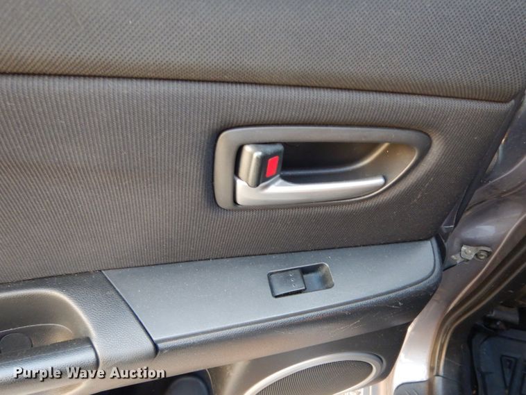 image for item DJ8234 2005 Mazda Mazda 3