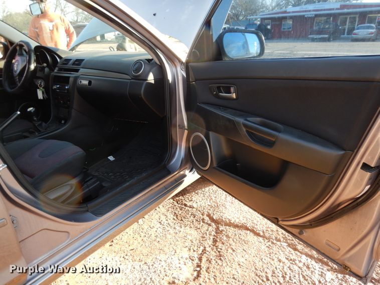 image for item DJ8234 2005 Mazda Mazda 3