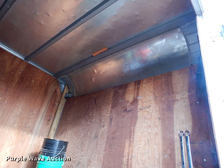 image for item DJ8236 1993 Isuzu NPR  box truck