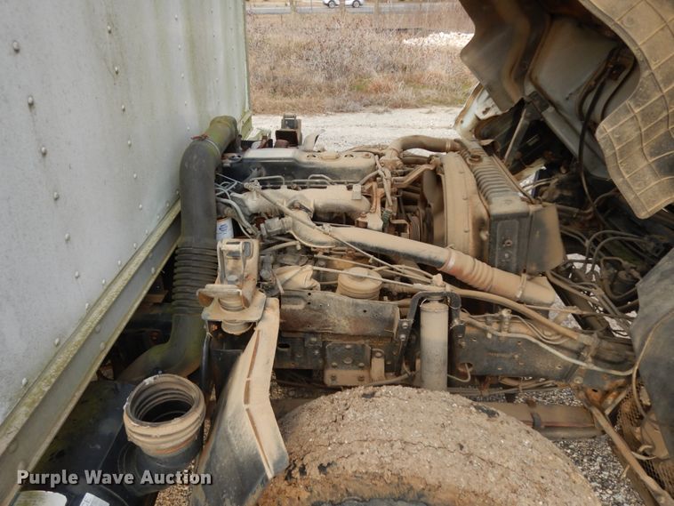 image for item DJ8236 1993 Isuzu NPR  box truck