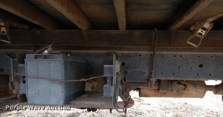 image for item DJ8236 1993 Isuzu NPR  box truck