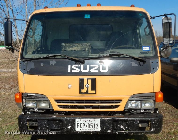 image for item DJ8246 2002 Isuzu NPR  dump truck