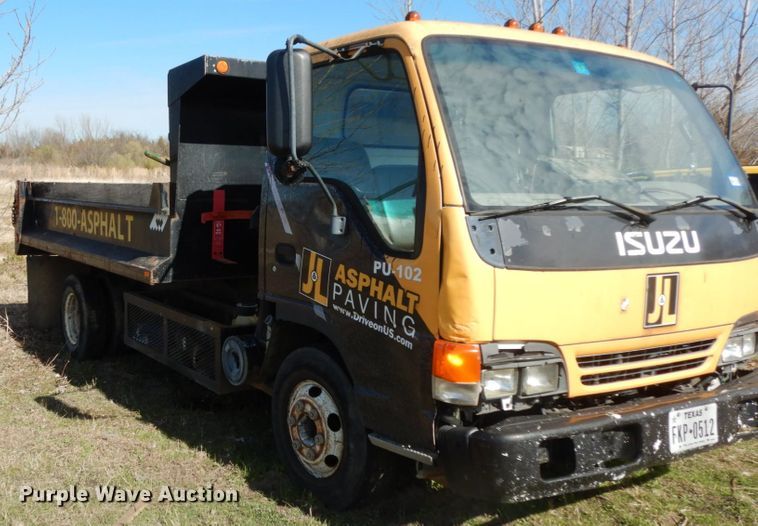 image for item DJ8246 2002 Isuzu NPR  dump truck