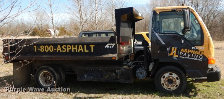image for item DJ8246 2002 Isuzu NPR  dump truck
