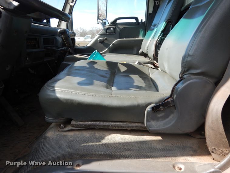 image for item DJ8246 2002 Isuzu NPR  dump truck