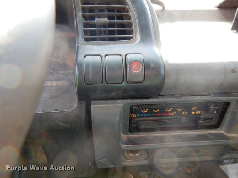 image for item DJ8246 2002 Isuzu NPR  dump truck