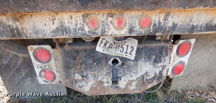 image for item DJ8246 2002 Isuzu NPR  dump truck