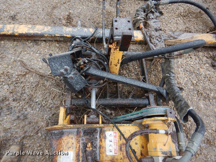 image for item DJ8665 Alamo Interstater 74-INT-R flail mower