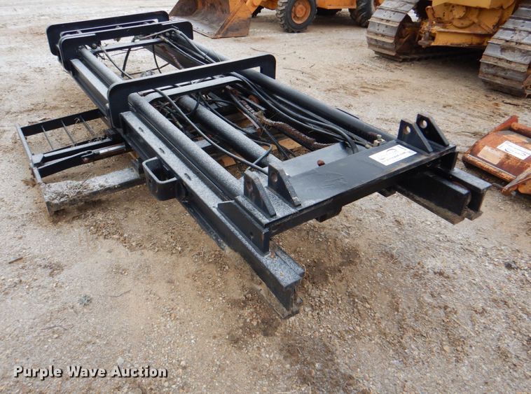 image for item DJ8669 Superior Fabrication 8EULVR forklift mast