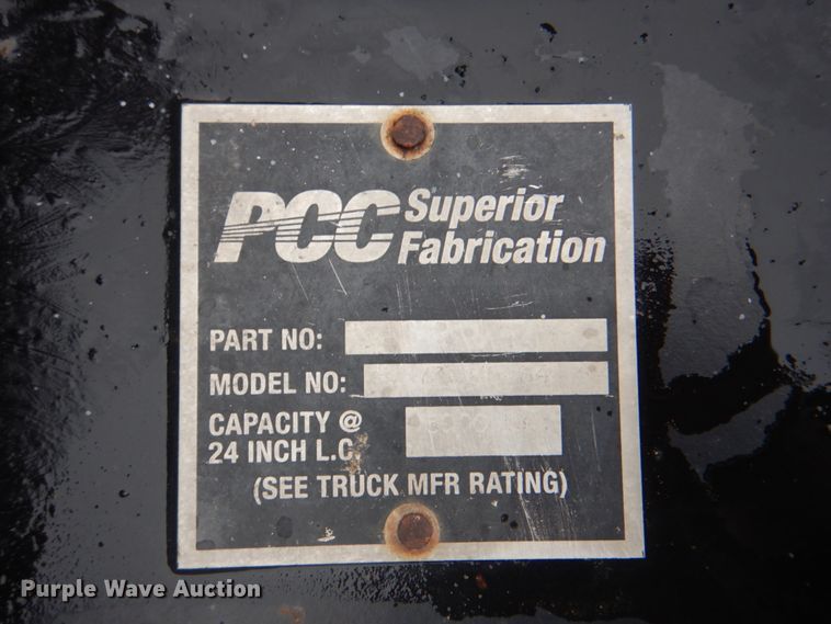 image for item DJ8669 Superior Fabrication 8EULVR forklift mast